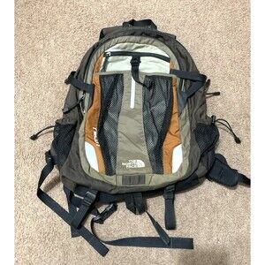 The North Face Recon Backpack, Brown/Black [Dirty Inside - $10 Off]